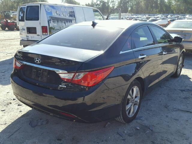 5NPEC4AC6BH273012 - 2011 HYUNDAI SONATA SE BLACK photo 4