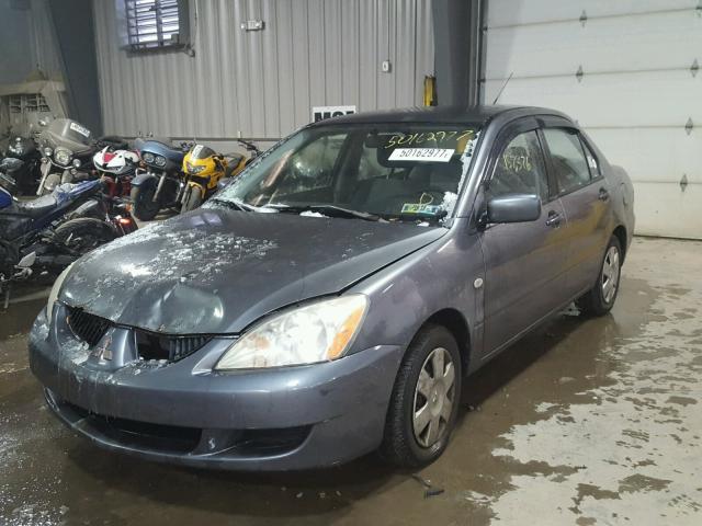 JA3AJ26EX5U038978 - 2005 MITSUBISHI LANCER ES GRAY photo 2