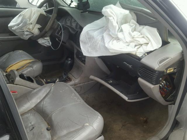 2G4WF5215W1576090 - 1998 BUICK REGAL GS BLACK photo 5