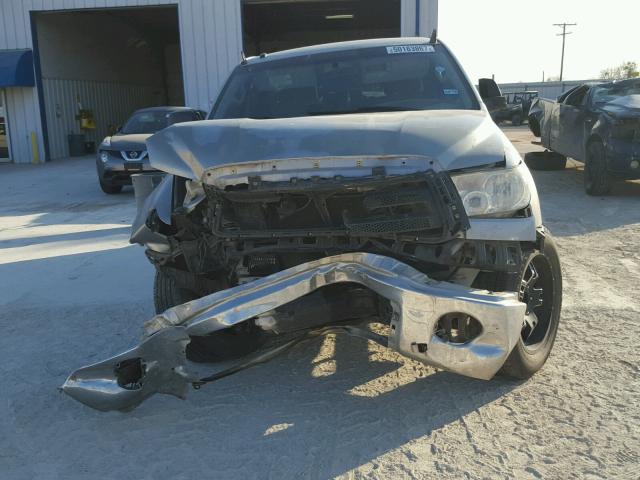 5TFEY5F15AX080092 - 2010 TOYOTA TUNDRA CRE GRAY photo 9