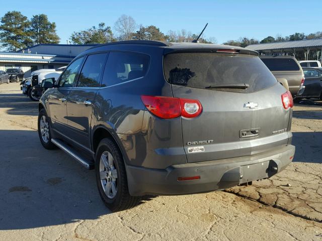 1GNEV23D79S103457 - 2009 CHEVROLET TRAVERSE L GRAY photo 3