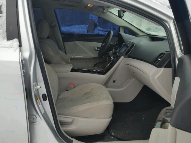 4T3BA3BB7EU060303 - 2014 TOYOTA VENZA LE SILVER photo 5