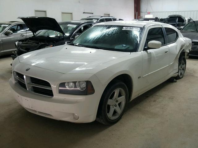 2B3CA3CV9AH117819 - 2010 DODGE CHARGER SX WHITE photo 2