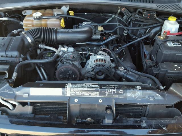 1J4GL48K95W715201 - 2005 JEEP LIBERTY SP BLACK photo 7