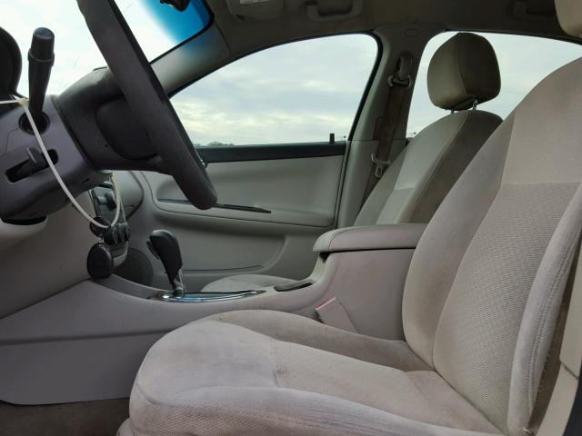 2G1WB58KX89262562 - 2008 CHEVROLET IMPALA LS Сріблястий фото 5