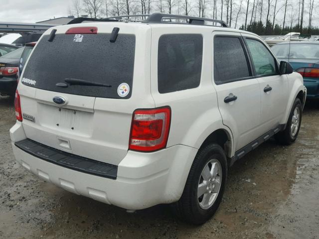 1FMCU0D70CKC83268 - 2012 FORD ESCAPE XLT WHITE photo 4