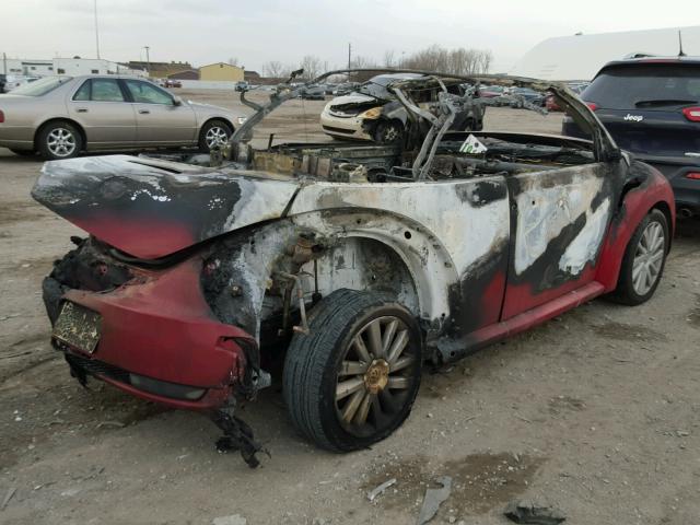 3VWRG31Y09M402536 - 2009 VOLKSWAGEN NEW BEETLE 红色 照片 4