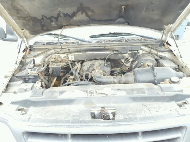 1FTRF17262NB10138 - 2002 FORD F150 WHITE photo 7