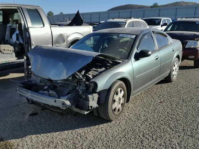 1B3EL46XX2N275679 - 2002 DODGE STRATUS SE GREEN photo 2