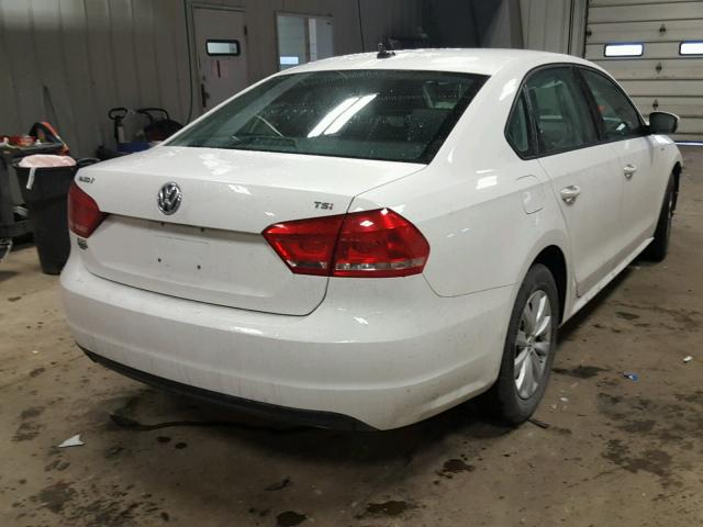 1VWAT7A35FC052984 - 2015 VOLKSWAGEN PASSAT S أبيض صورة 4