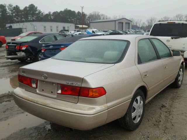 4T1BF28K2YU937764 - 2000 TOYOTA CAMRY LE 金色 照片 4