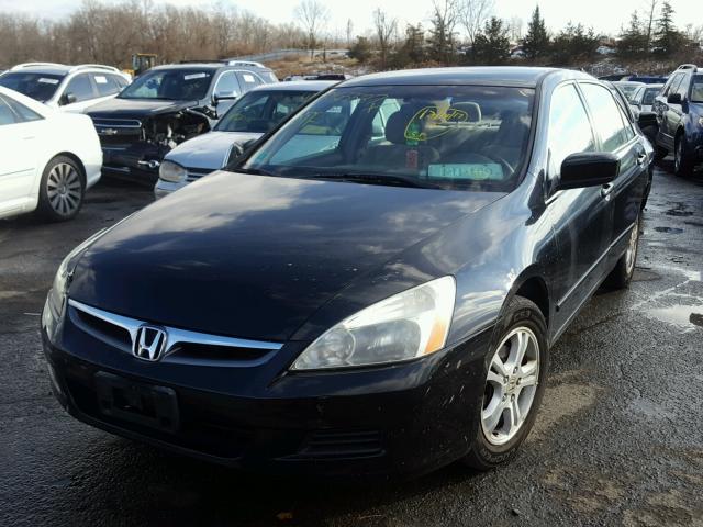 1HGCM56387A048609 - 2007 HONDA ACCORD SE BLACK photo 2