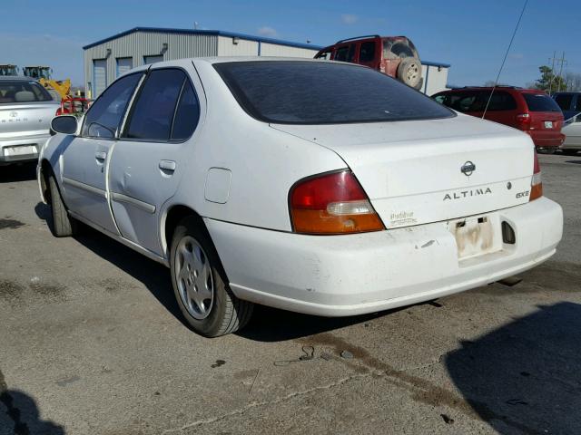 1N4DL01D6XC193635 - 1999 NISSAN ALTIMA XE WHITE photo 3