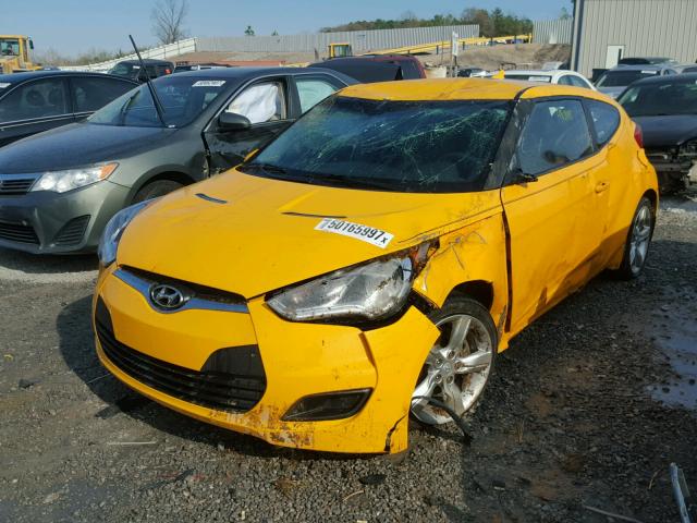 KMHTC6AD4CU078668 - 2012 HYUNDAI VELOSTER B YELLOW photo 2