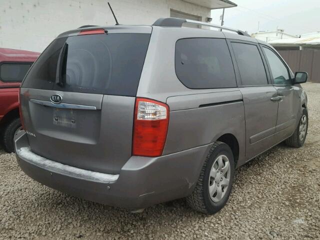 KNDMG4C34A6338445 - 2010 KIA SEDONA LX SILVER photo 4