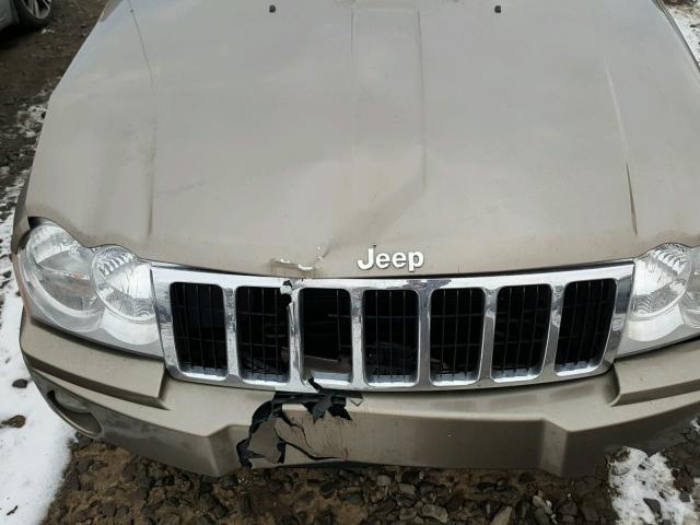 1J8HR58N95C716786 - 2005 JEEP GRAND CHER TAN photo 9