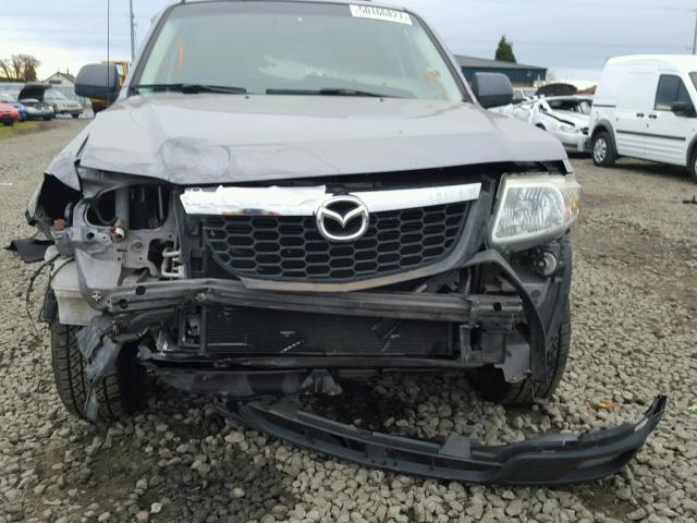 4F2CZ96158KM00188 - 2008 MAZDA TRIBUTE S CHARCOAL photo 9