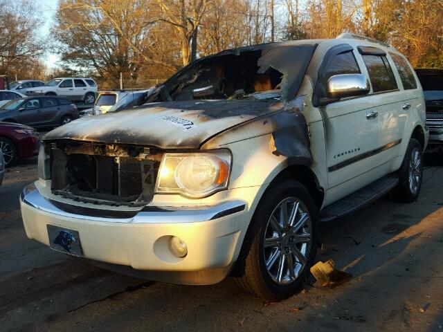 1A8HX58217F506843 - 2007 CHRYSLER ASPEN LIMI CREAM photo 2