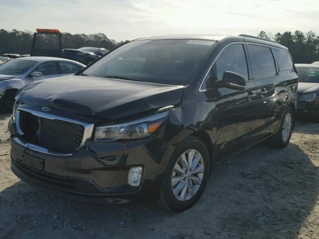 KNDMC5C16F6045105 - 2015 KIA SEDONA EX BLACK photo 2