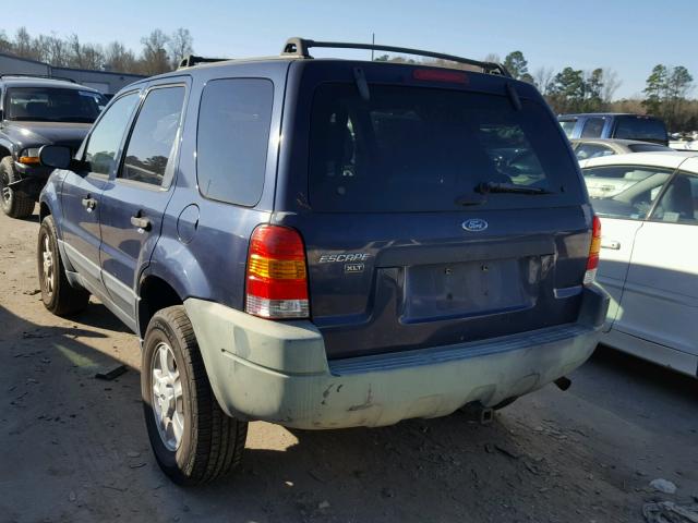 1FMYU93154KA81583 - 2004 FORD ESCAPE XLT BLUE photo 3