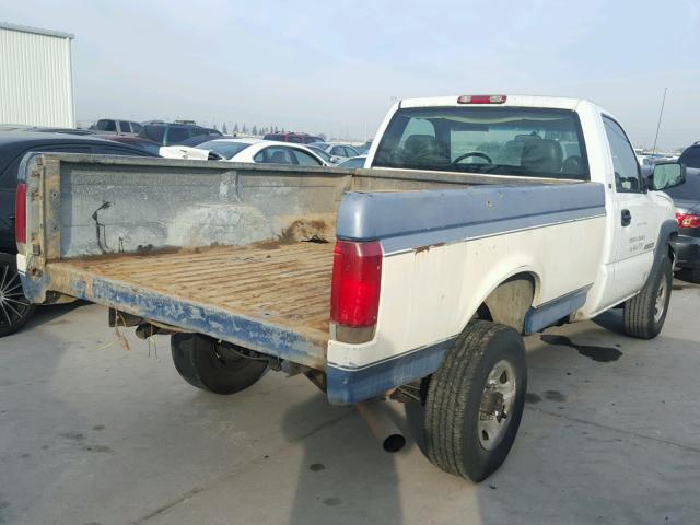 1GCHC24U23E345279 - 2003 CHEVROLET SILVERADO WHITE photo 4