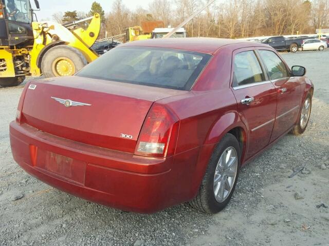 2C3LA43R97H704946 - 2007 CHRYSLER 300 RED photo 4