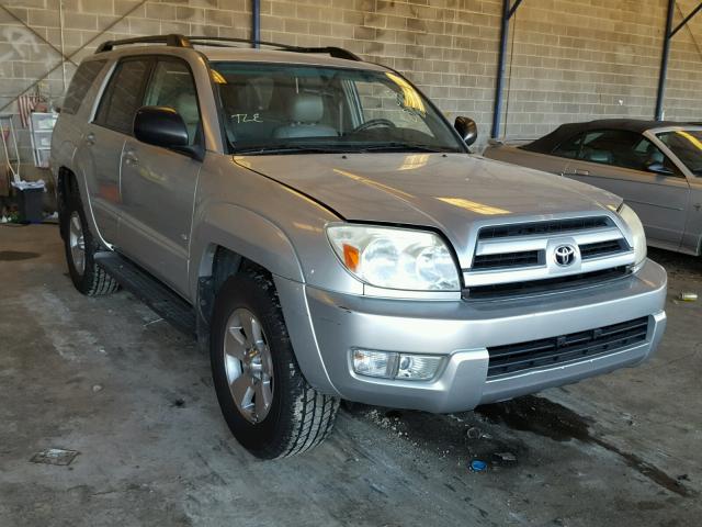 JTEZU14R640038635 - 2004 TOYOTA 4RUNNER SR SILVER photo 1