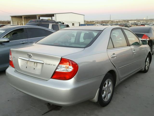 4T1BE32K54U906343 - 2004 TOYOTA CAMRY LE SILVER photo 4