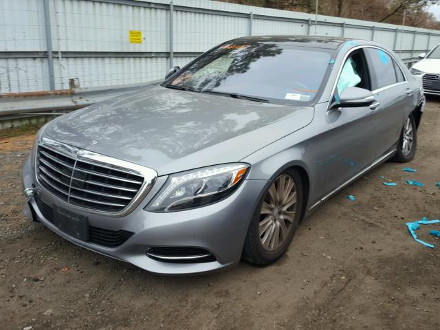 WDDUG8FB7FA149776 - 2015 MERCEDES-BENZ S 550 4MAT SILVER photo 2