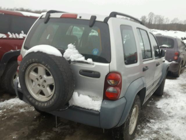 1J4GL48K35W698444 - 2005 JEEP LIBERTY SP GRAY photo 4