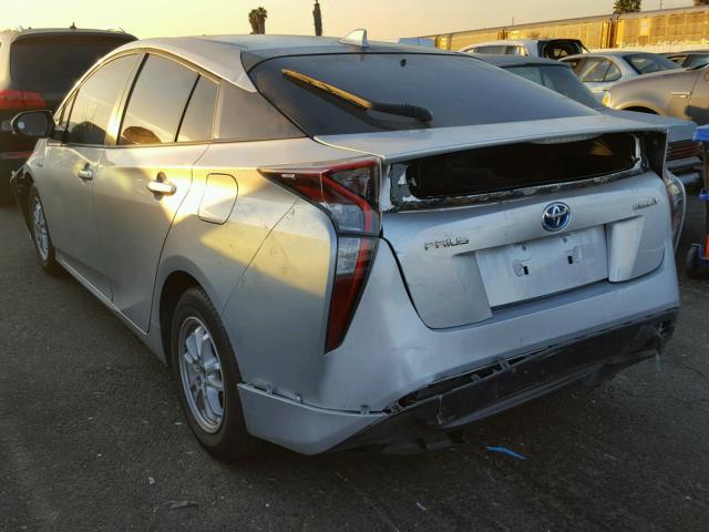 JTDKARFU9H3034016 - 2017 TOYOTA PRIUS SILVER photo 3