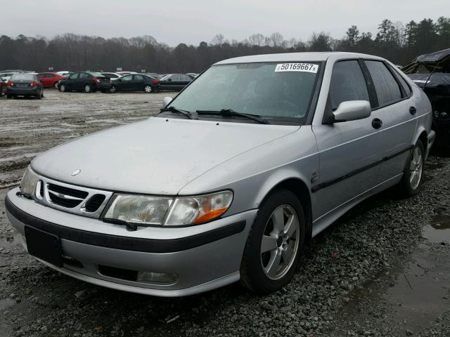 YS3DF58K327012813 - 2002 SAAB 9-3 SE SILVER photo 2