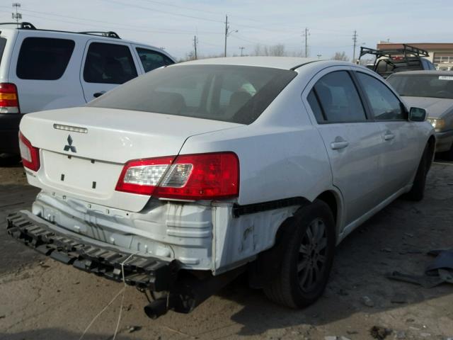 4A32B2FF1CE013208 - 2012 MITSUBISHI GALANT FE WHITE photo 4