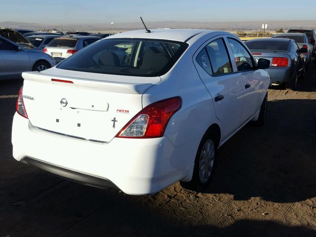 3N1CN7AP5HL885199 - 2017 NISSAN VERSA S WHITE photo 4