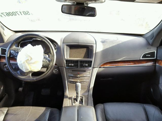 2LMHJ5NK2DBL54582 - 2013 LINCOLN MKT BLACK photo 9