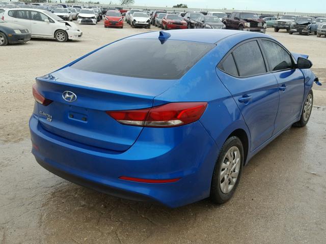 5NPD74LF0HH038086 - 2017 HYUNDAI ELANTRA SE BLUE photo 4