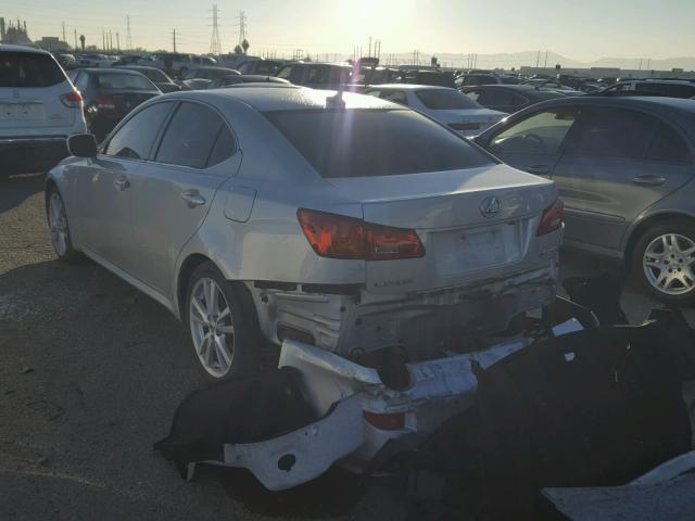 JTHBK262472022992 - 2007 LEXUS IS 250 SILVER photo 3