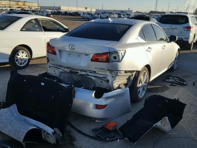 JTHBK262472022992 - 2007 LEXUS IS 250 SILVER photo 4