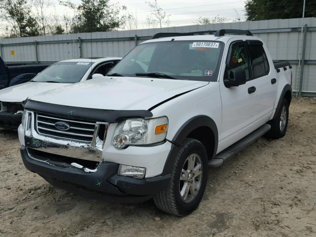 1FMEU31K17UA21935 - 2007 FORD EXPLORER S WHITE photo 2