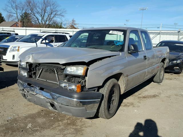 1GCEC19X74Z138994 - 2004 CHEVROLET SILVERADO GOLD photo 2