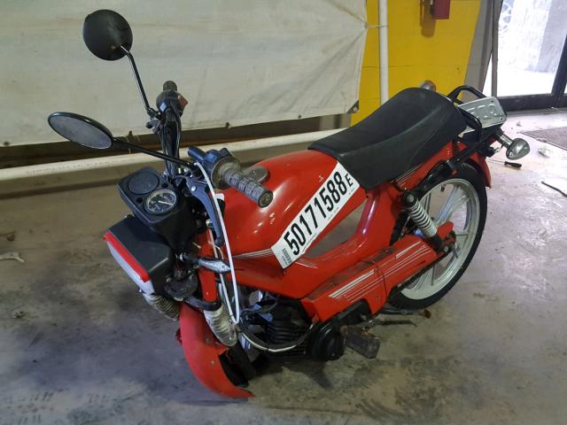 ZZ1A46120SK895816 - 1995 TOMO MOPED RED photo 2