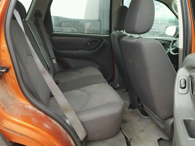 4F2YZ02Z55KM52378 - 2005 MAZDA TRIBUTE I ORANGE photo 6