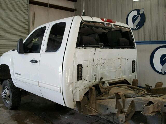 1GC5K0C88BZ299480 - 2011 CHEVROLET SILVERADO WHITE photo 9