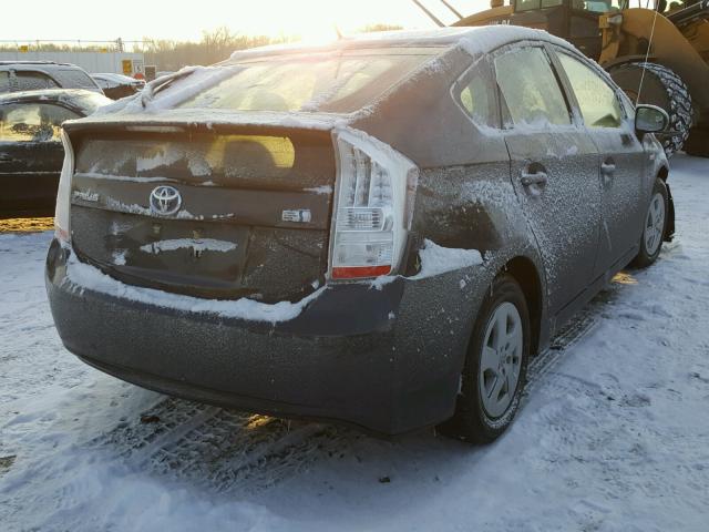 JTDKN3DU3B1434564 - 2011 TOYOTA PRIUS GRAY photo 4