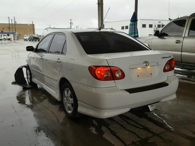 1NXBR32E15Z364108 - 2005 TOYOTA COROLLA CE WHITE photo 3