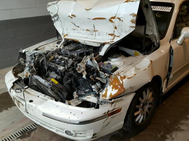 KMHFU45E15A402651 - 2005 HYUNDAI XG 350 WHITE photo 9