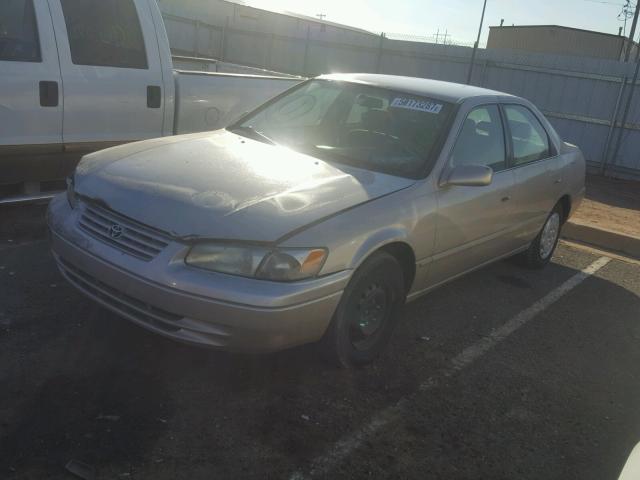 4T1BG22K4XU546667 - 1999 TOYOTA CAMRY SILVER photo 2