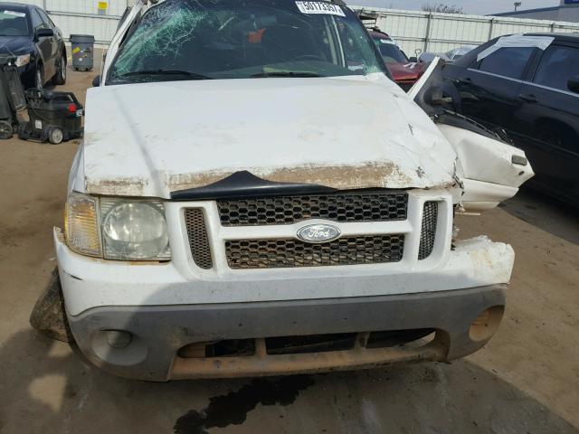 1FMZU67K24UA70101 - 2004 FORD EXPLORER S WHITE photo 7