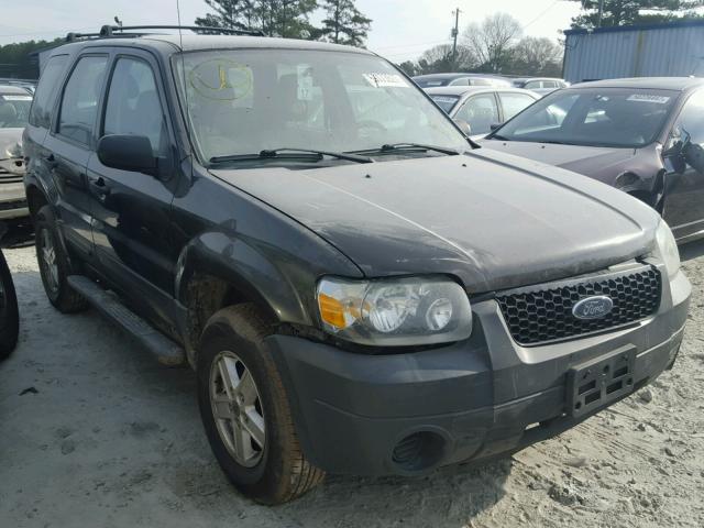 1FMYU02Z56KB98165 - 2006 FORD ESCAPE XLS BROWN photo 1