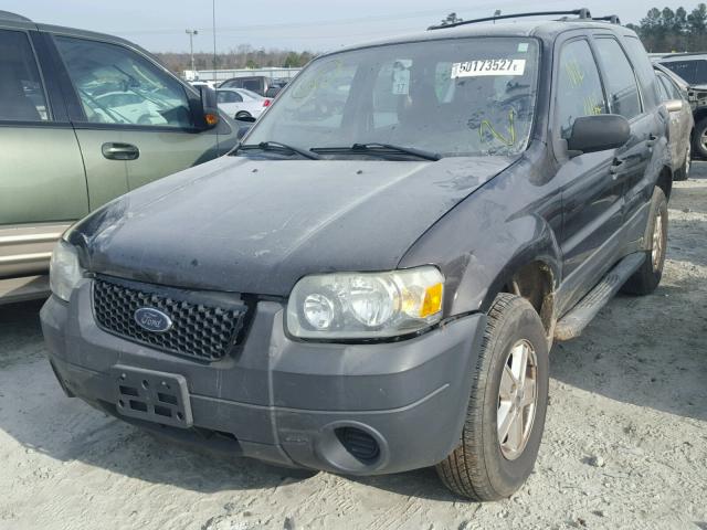 1FMYU02Z56KB98165 - 2006 FORD ESCAPE XLS BROWN photo 2